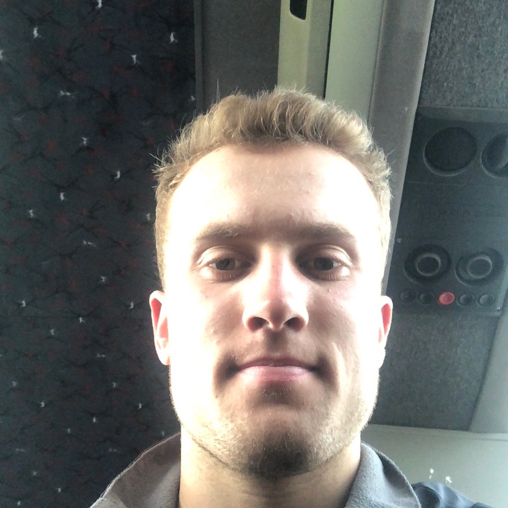 Meet your Posher, Zach